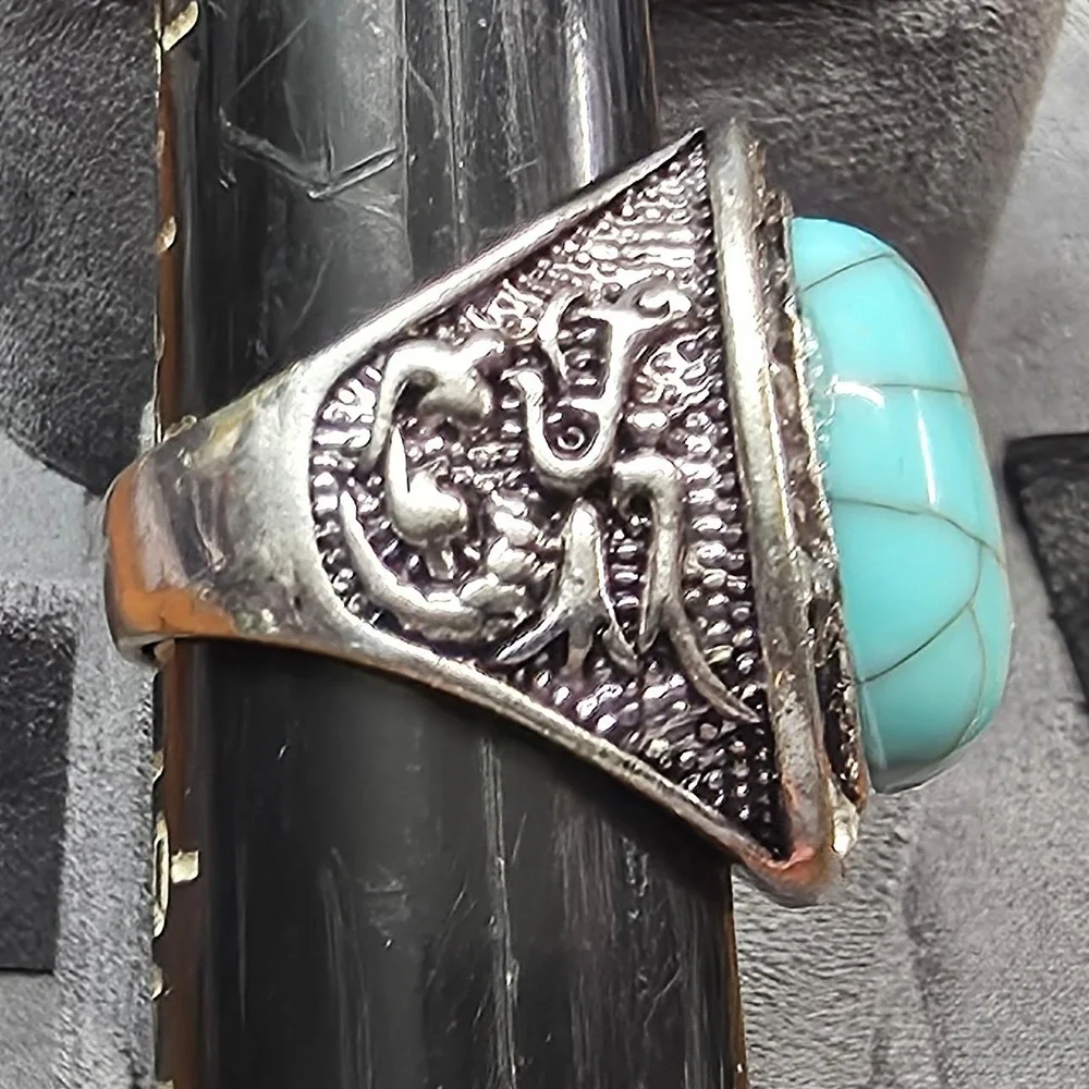 New Chunky‎ Faux Turquoise Cabochon Ring Size 9.5 SilverTone Clear Rhinestones